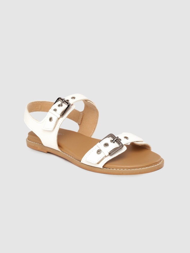 Women rivet buckle strap flat walking sandals hot sale