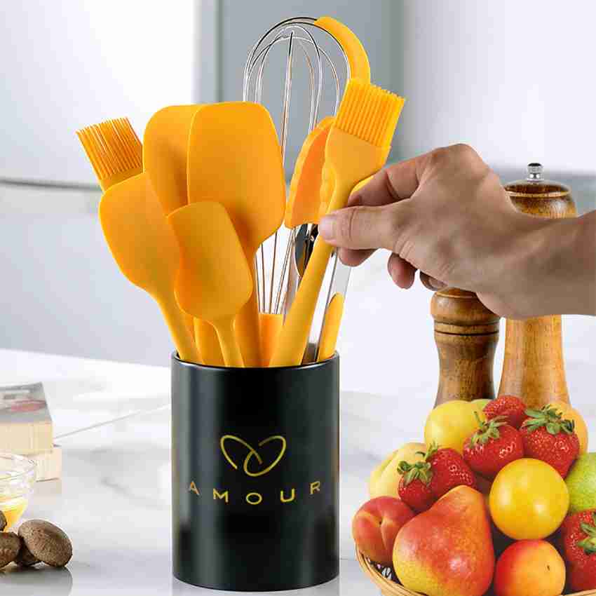 1pc Multi-functional Stainless Steel Cake Spatula With Non-slip Plastic  Handle, Long Handle Butter Cream Scraper, Baking Tool For Kitchen
