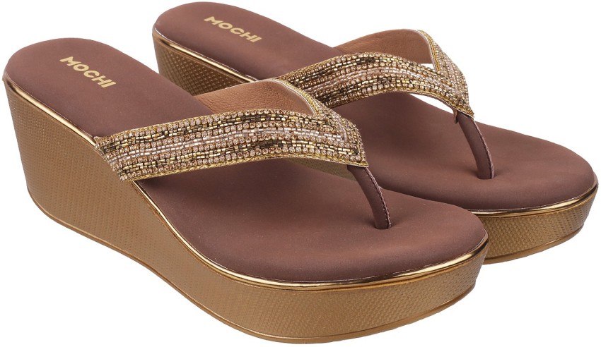 New MOCHI Women Gold Wedges Sandal US Size 10