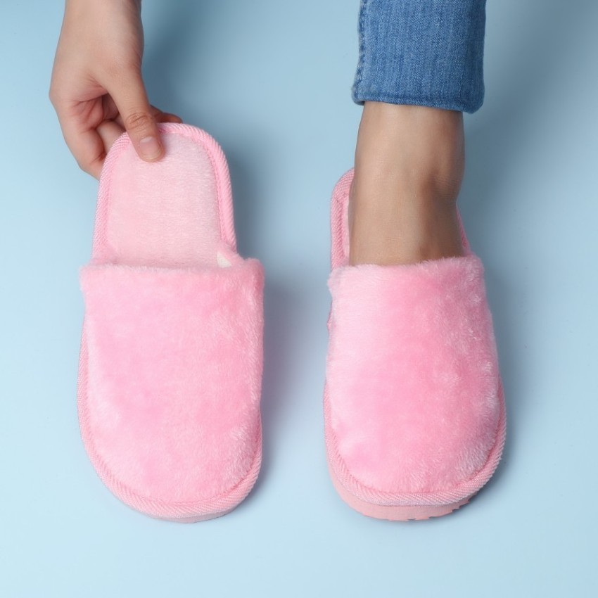 Light 2024 pink slippers