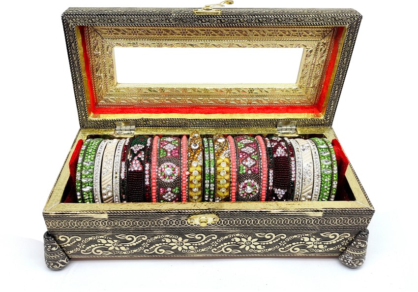 Irresistible Bridal Bracelets To Add In Your Jewellery Box  Delicate gold  bracelet Diamond bracelet design Gold bangles design