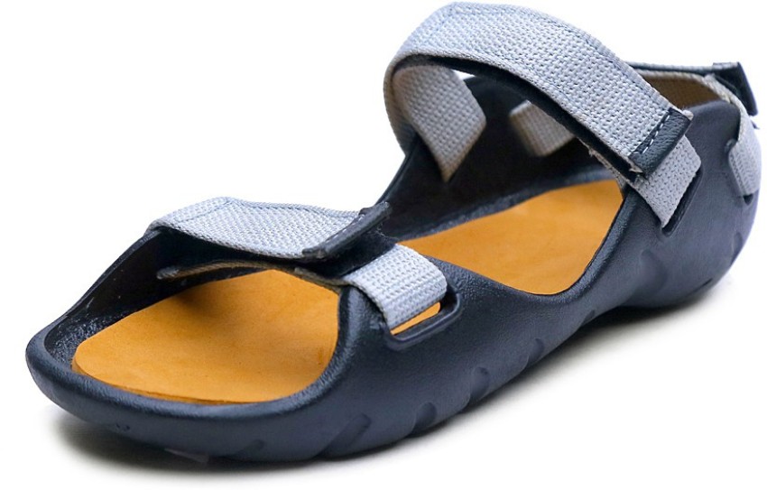 stepzz Men Grey Sandals - Buy stepzz Men Grey Sandals Online at Best Price  - Shop Online for Footwears in India