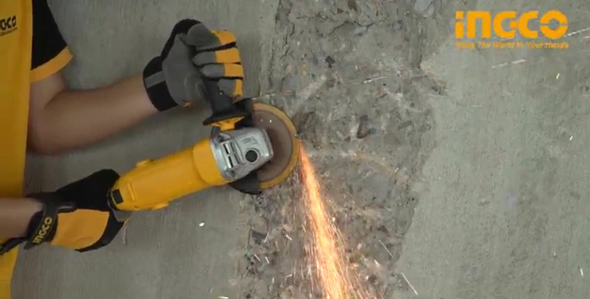 125mm angle grinder best sale 240v