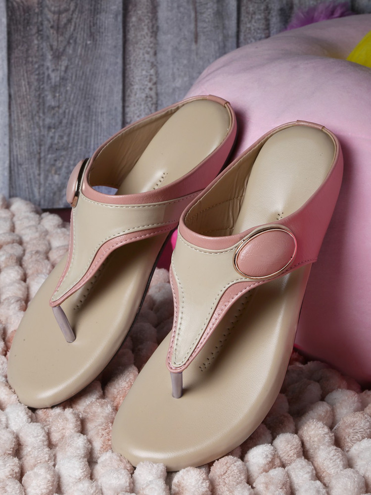 Flipkart ladies flat sandals hot sale