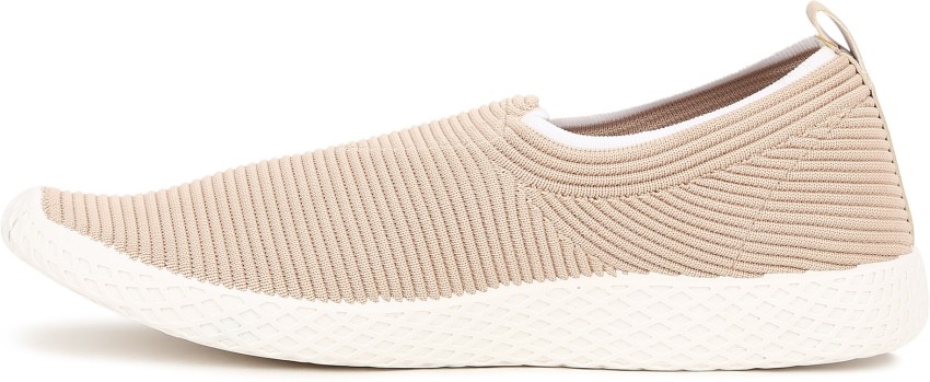 Stretch slip on on sale sneakers