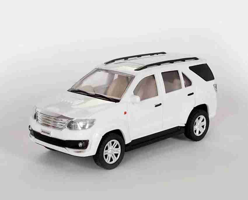 New fortuner toy car hot sale