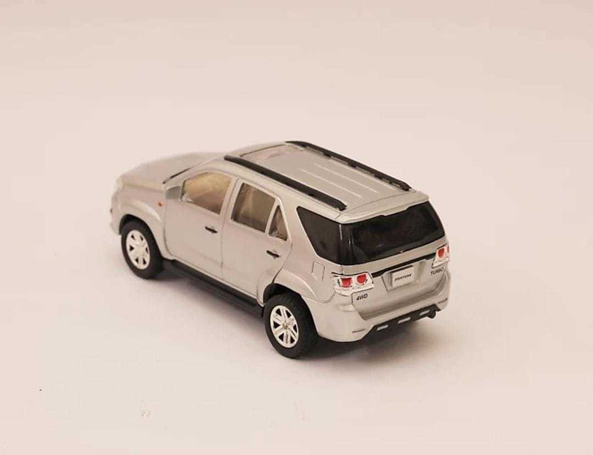 Fortuner toy car white store