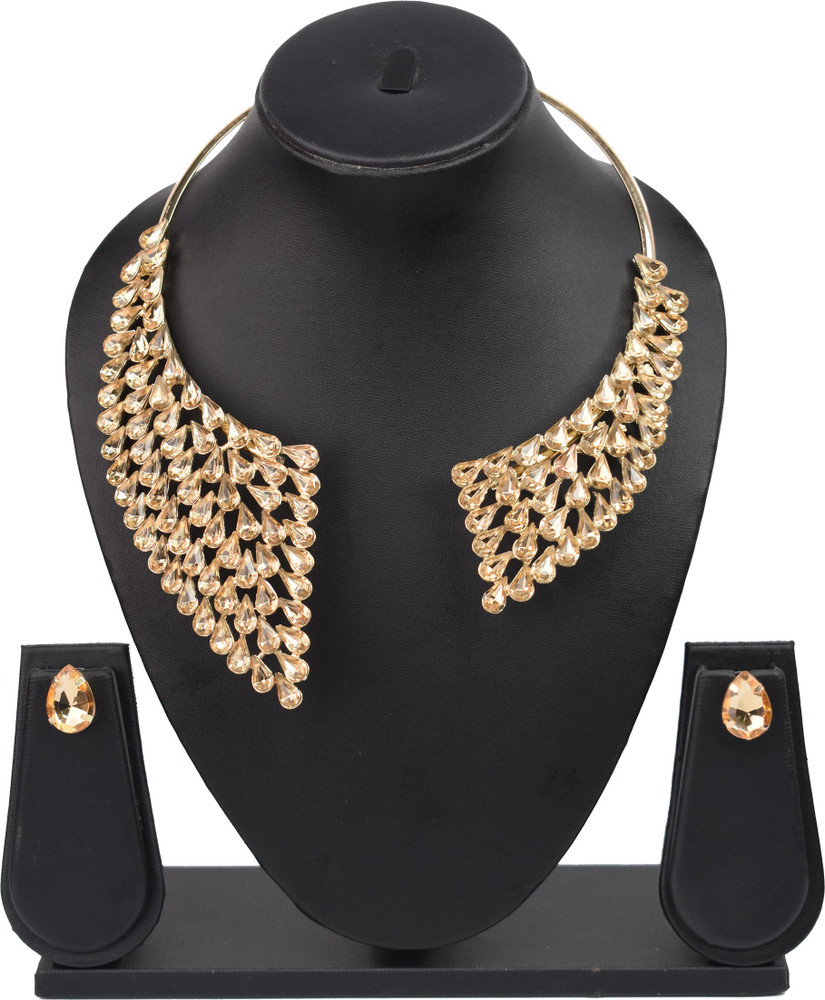 Fashion jewellery store house