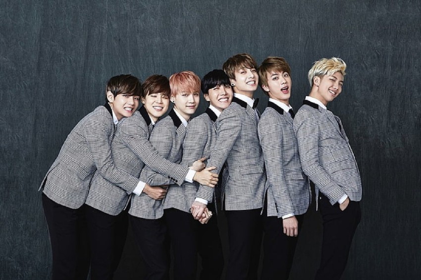 Bts Group Photo Wallpapers  Top Free Bts Group Photo Backgrounds   WallpaperAccess