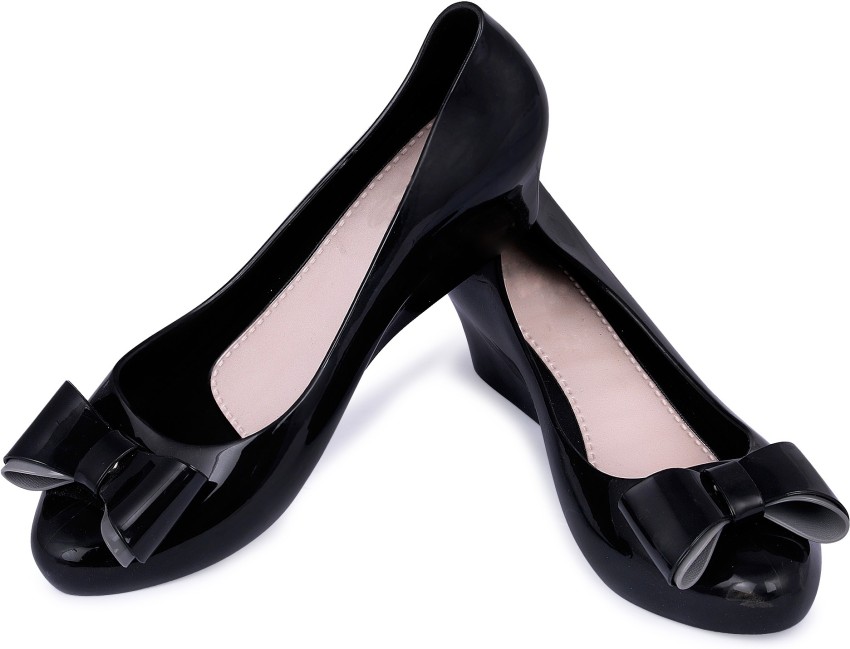 WMK Women Black Bellies - Buy WMK Women Black Bellies Online at Best Price  - Shop Online for Footwears in India