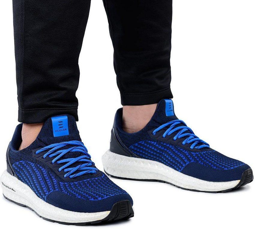 On sneakers near me outlet