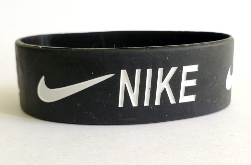 Nike bracelet en silicone  BasketUNO