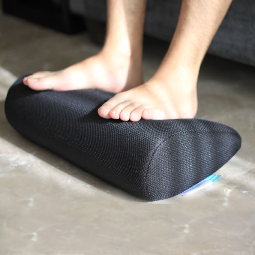 https://rukminim2.flixcart.com/image/850/1000/kvvad8w0/pillow/c/w/p/12-7-high-resilience-hr-foam-foot-rest-cushion-for-feet-leg-original-imag8z3tefhrdae5.jpeg?q=90