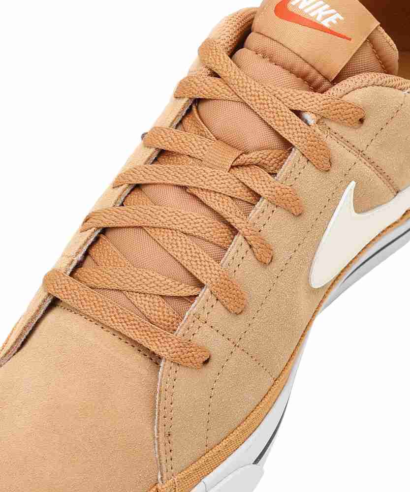 Nike court store royale suede brown