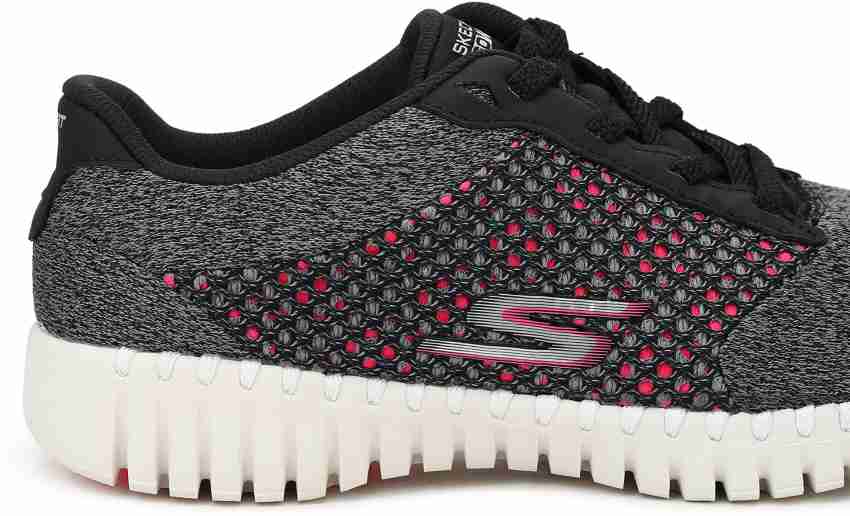 Skechers go store walk smart influence