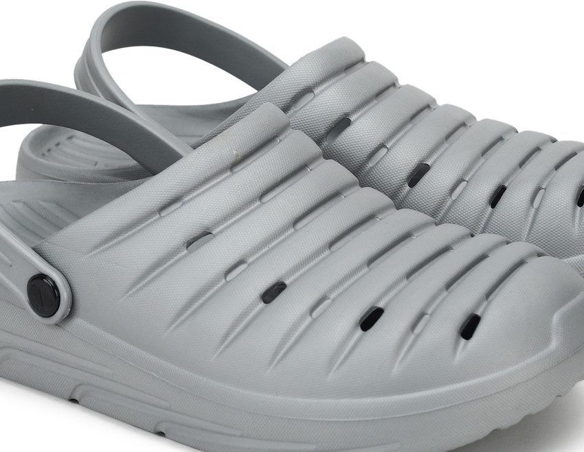 Bata clogs outlet