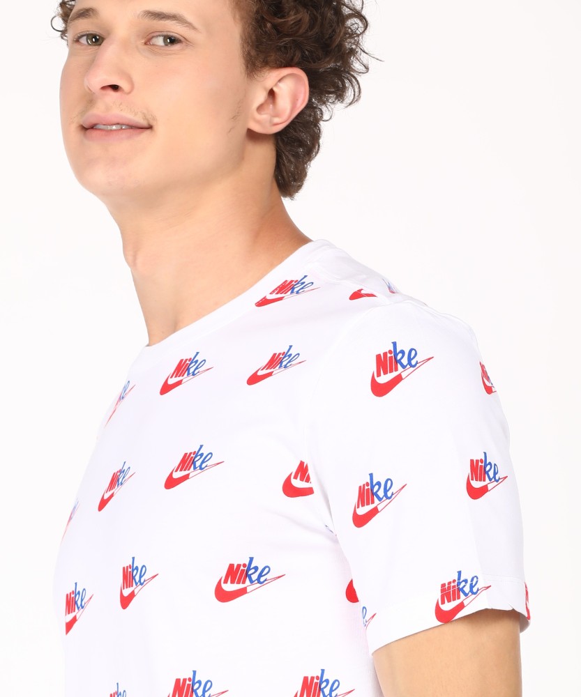 Nike Sportswear Graphic T-shirt in White