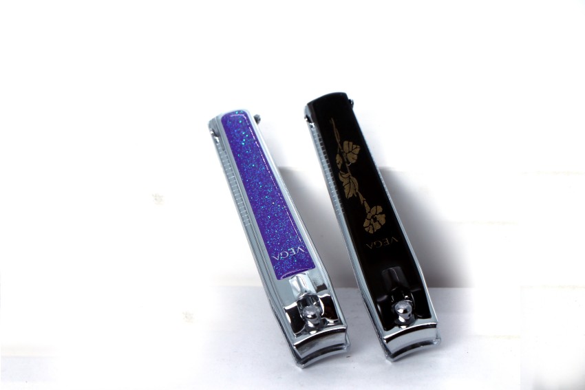Silver Vega LNC-02 Nail Clipper (Large) Glitter for Personal and Parlour at  Rs 99/piece in Noida