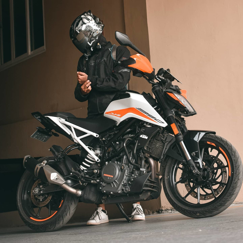 Ktm duke 125 radiator guard sale