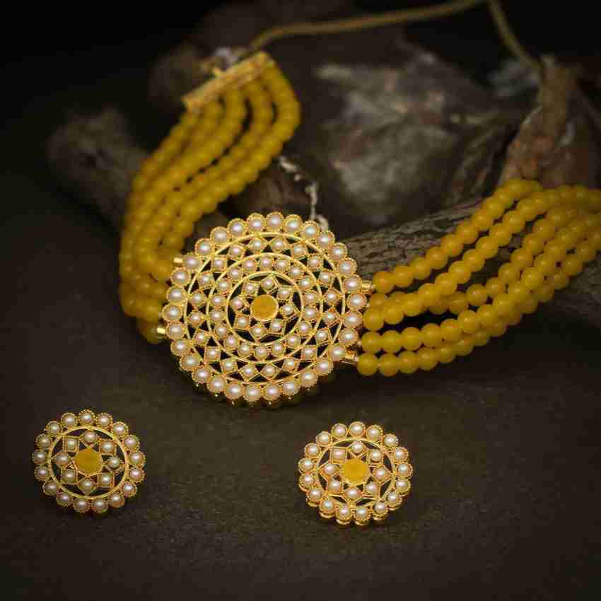 Yellow hot sale necklace set