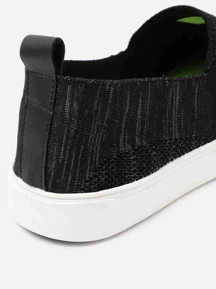 Kook n keech slip on sale ons