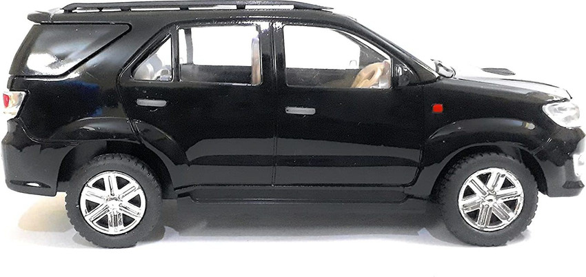 Fortuner metal toy car discount