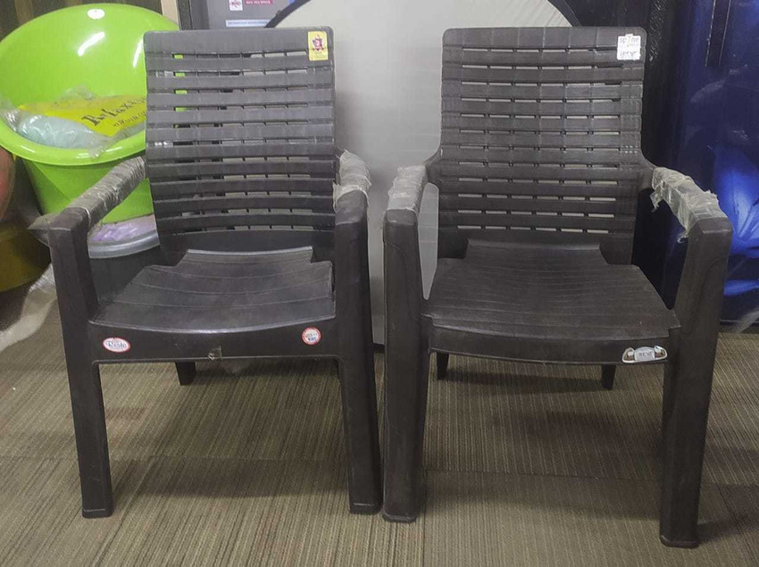Irest spine sales care plastic chair