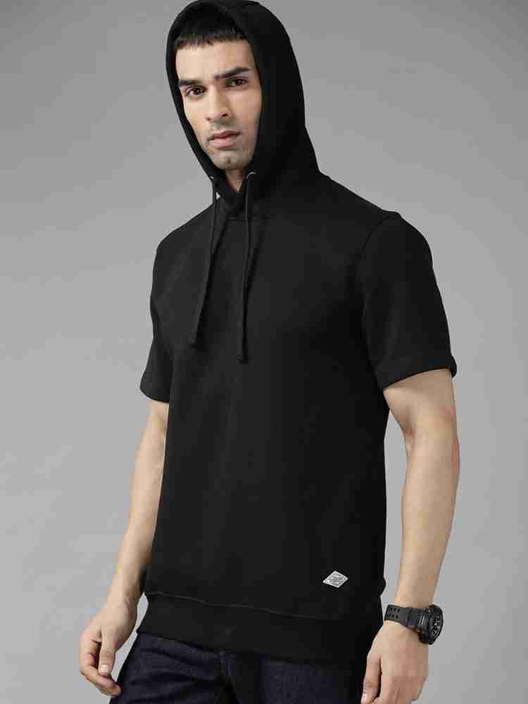 Black half outlet sleeve hoodie