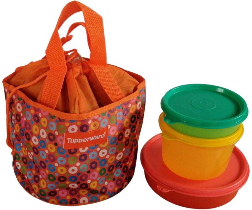 https://rukminim2.flixcart.com/image/850/1000/kwxv98w0/lunch-box/g/y/e/500-girls-day-out-lunch-box-500-450-170ml-pack-of-4-with-bag-original-imag9g2uedputzsg.jpeg?q=90