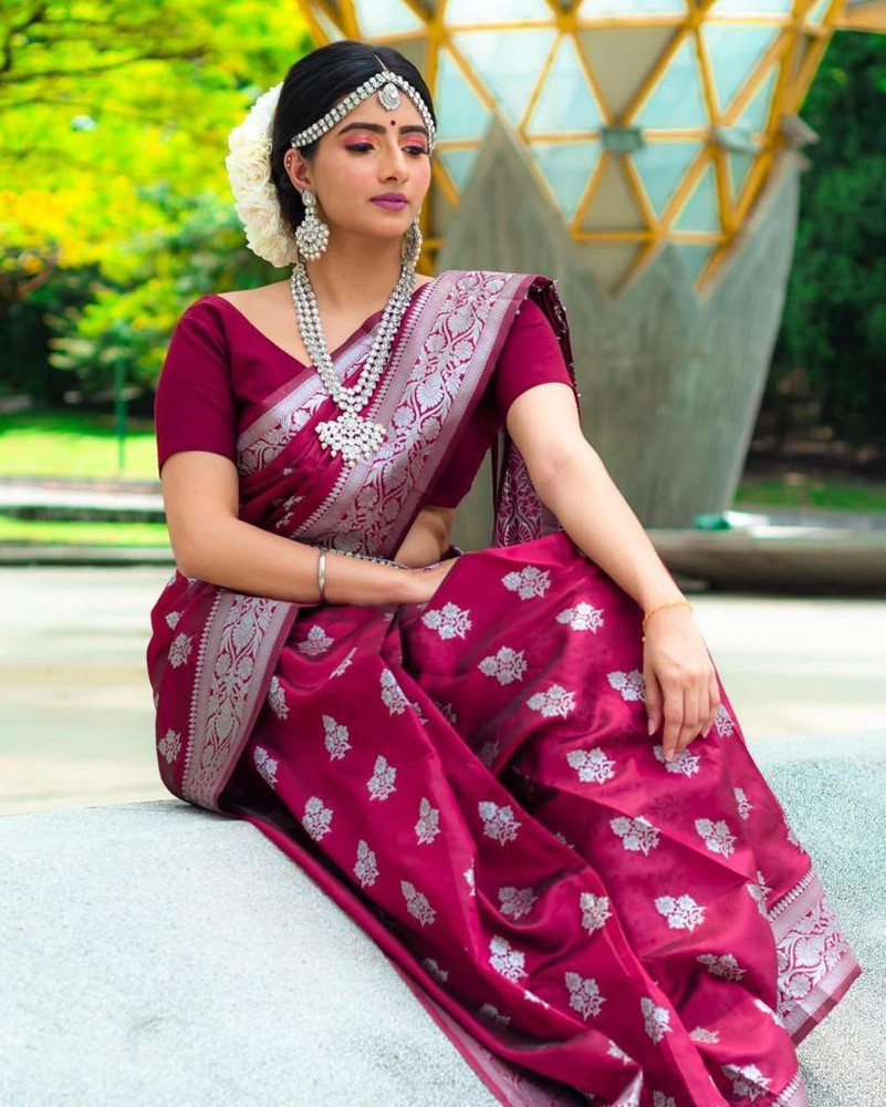 Party wear sarees shop with price flipkart