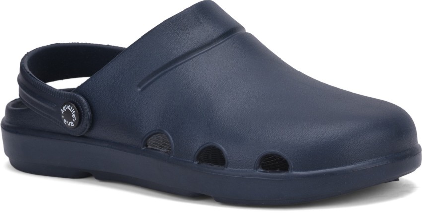 Aqualite on sale slippers crocs