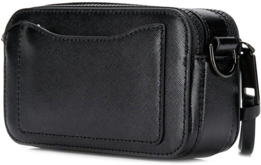 MARCJACOB Black Sling Bag MJ Snapshot Camera Bag Full Black Black - Price  in India