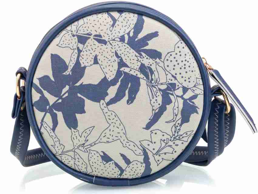 Round sling bag discount flipkart