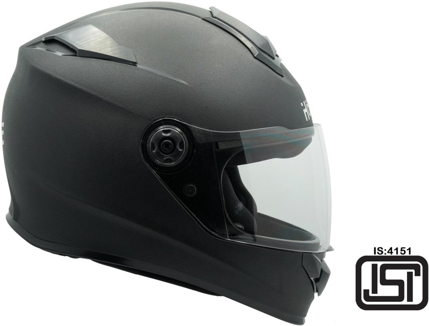 Helmet with air ventilation clearance