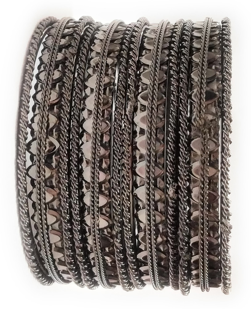 Black metal bangles flipkart hot sale