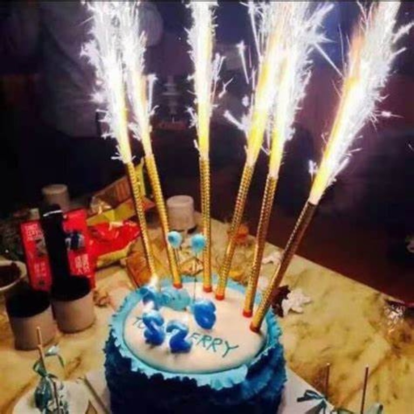 1,100+ Birthday Cake Sparklers Stock Photos, Pictures & Royalty-Free Images  - iStock | Birthday candles