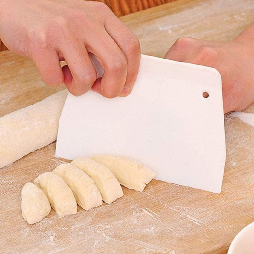 What Is a Dough Cutter? (with pictures)