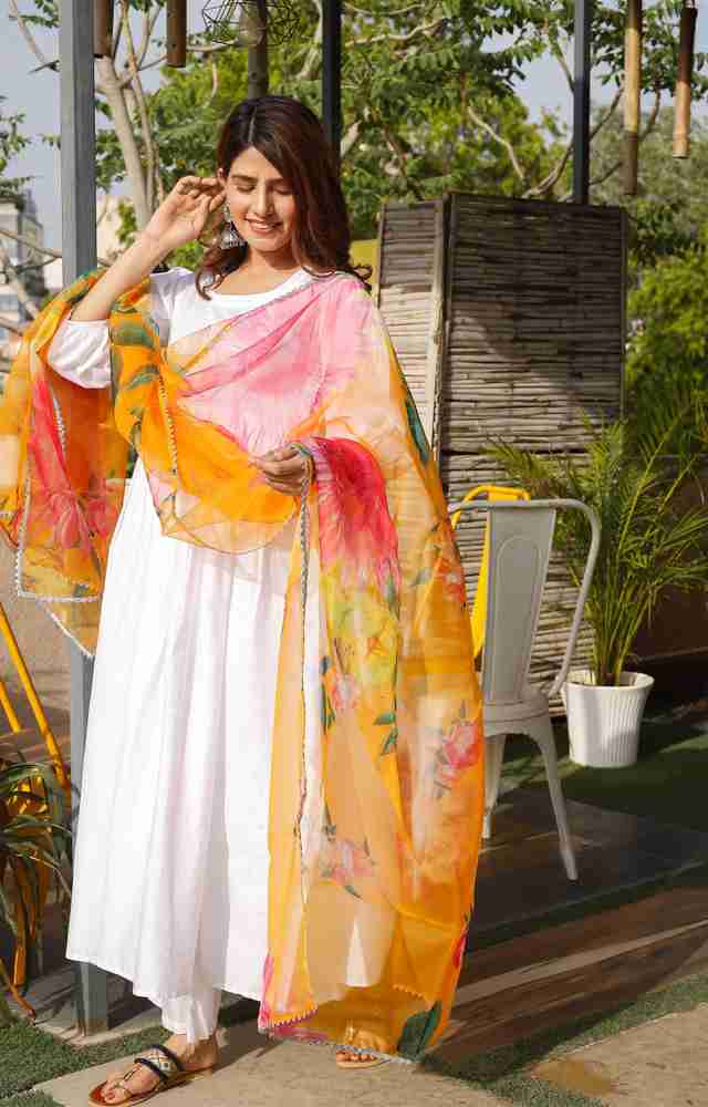 White churidar online with colourful dupatta