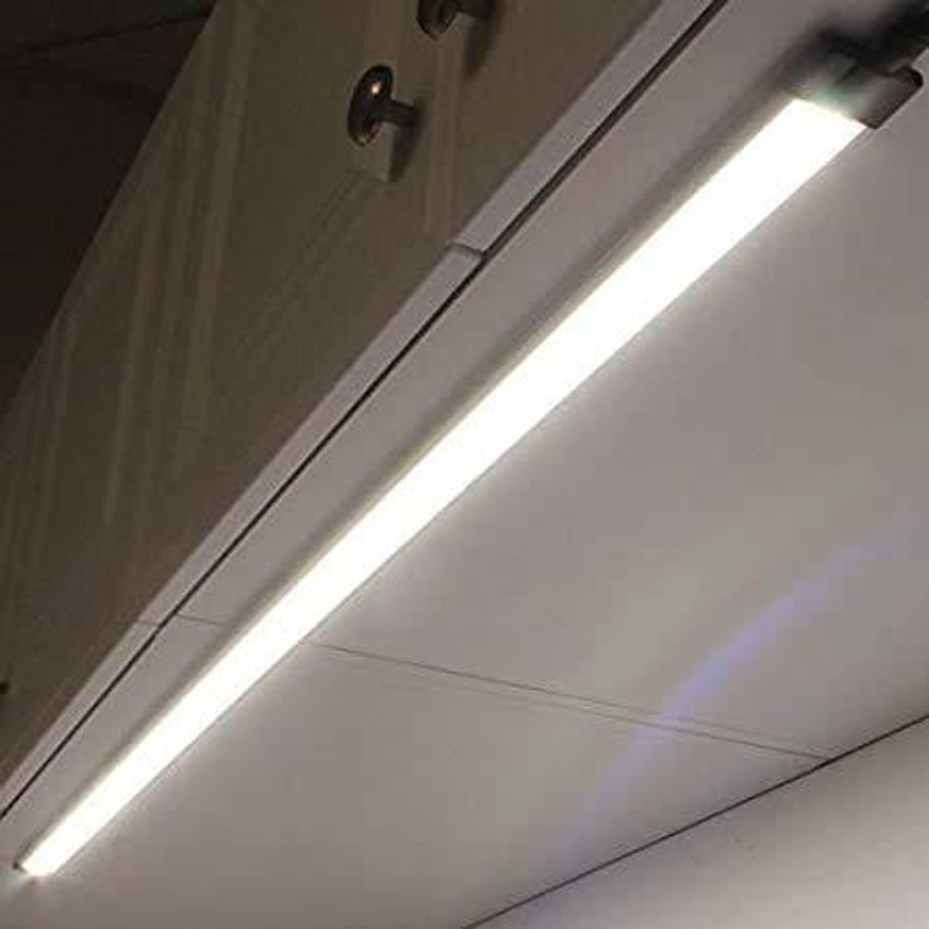 Cabinet top tube light