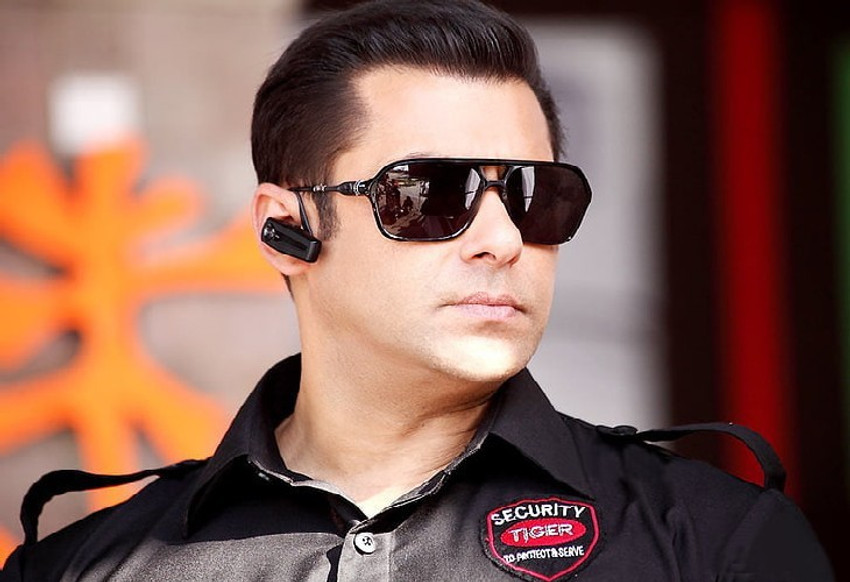 Smoky Design male celebrities salman khan wallpaper Paper Poster