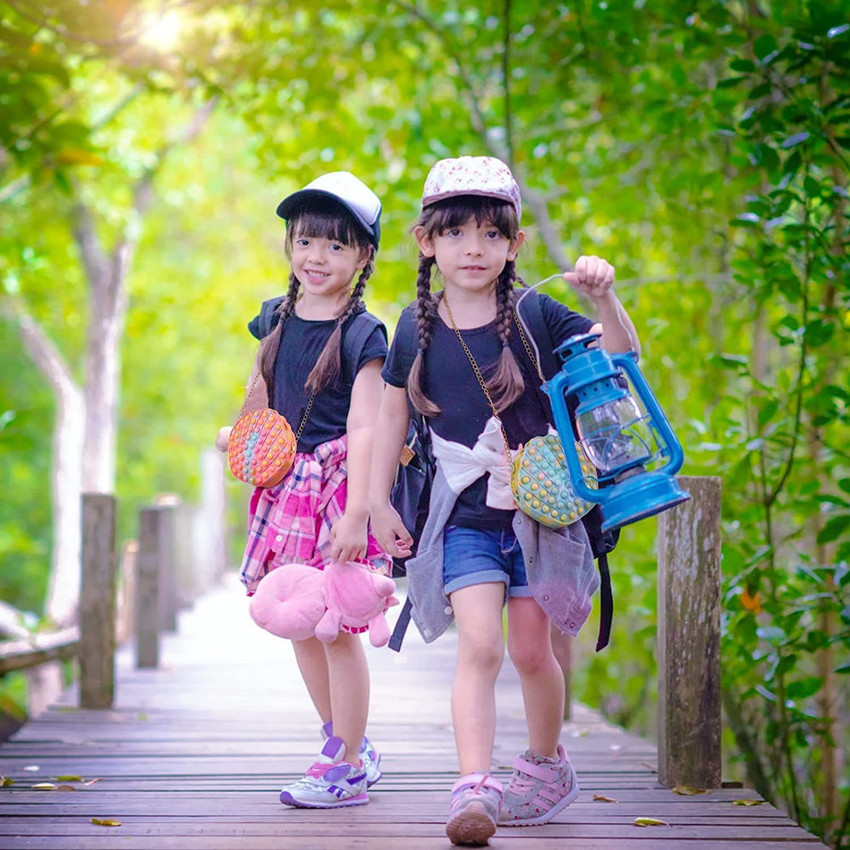 VERAT Pop It Bag Shell Shape Sling Bag for Girls Side Bag for