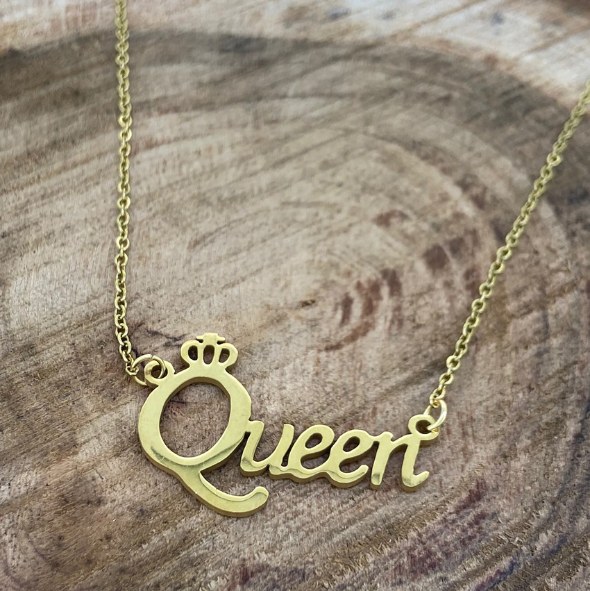 Queen necklace outlet