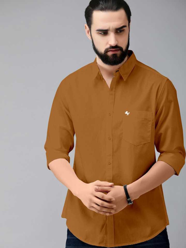 Black jeans hot sale brown shirt
