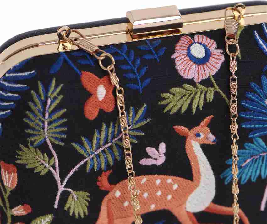 Chumbak clutch 2025