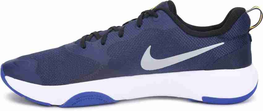 Nike gym shoes for 2025 boys