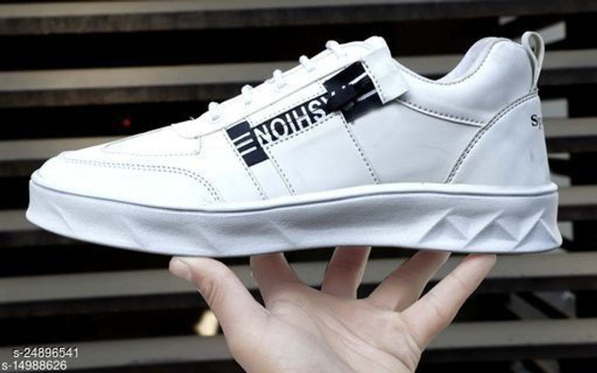 Stylish white shoes cheap flipkart