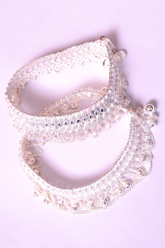 Branded store silver payal