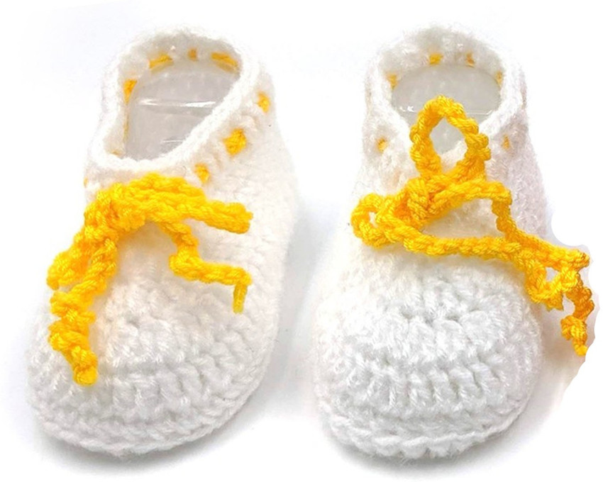 Woolen shoes discount for babies