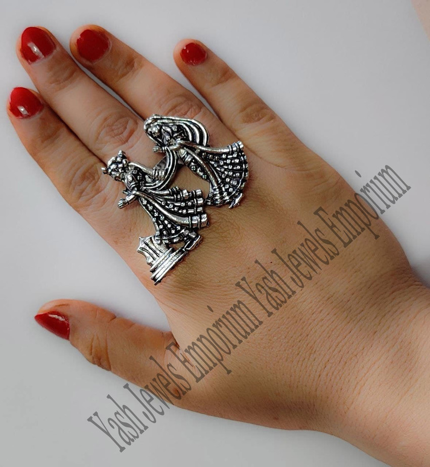 Yash finger ring top