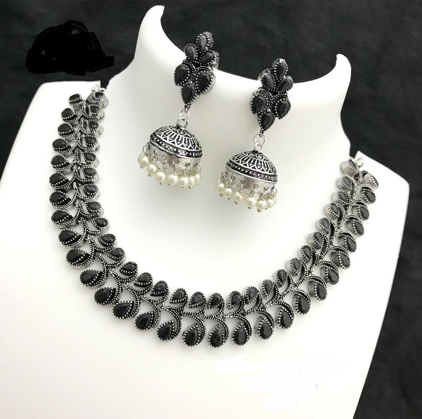 Black oxidized jewellery shop